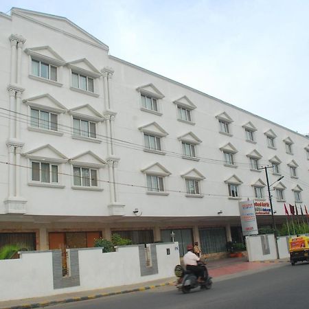 Hotel Parijatha Gateway Bangalore Exterior foto
