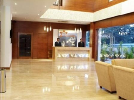 Hotel Parijatha Gateway Bangalore Exterior foto