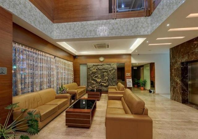 Hotel Parijatha Gateway Bangalore Exterior foto