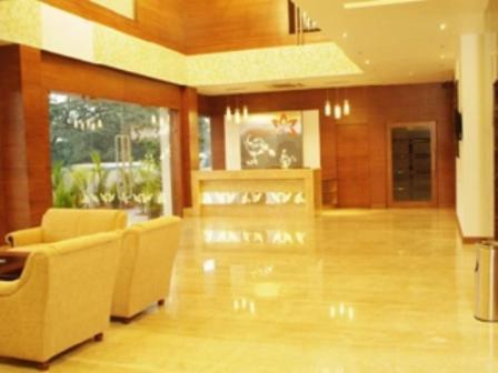 Hotel Parijatha Gateway Bangalore Exterior foto